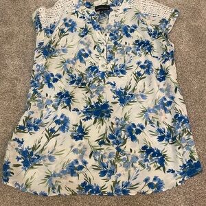 Fortune and Ivy Blue and White Floral Shirt